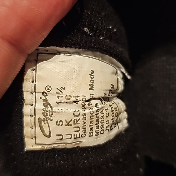 Capizo Dance Shoes - Picture 3 of 5